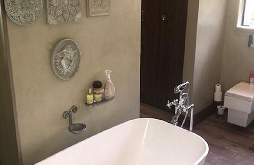 Emalahleni Bed & Breakfast | Lamarique