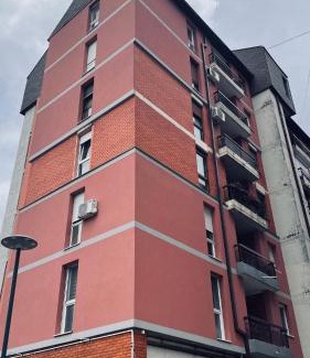 Arandelovac Apartment | Lamele