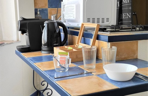 Centre Historique Apartment | Lamourguier 4, near Les Halles, free WIFI