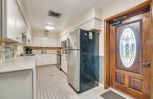 Haines City House | Lanai, Hot Tub & Pool: Haines City Retreat!