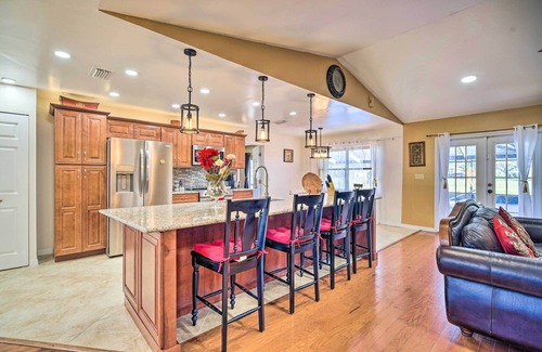 Highland House | Lanai, Pool & Gas Grill: Sebring Retreat!