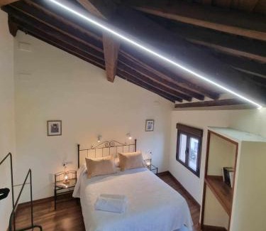 Madrigal de la Vera Apartment | Lanchas de La Vera