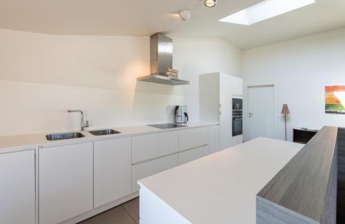 Pervijze House | Landelijk vakantiehuis in Diksmuide met een tuin en vijver