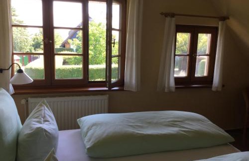Ostseebad Ahrenshoop Apartment | Landhaus Susewind