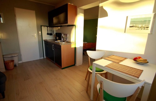 St. Peter-Ording Apartment | Landhaus Sutje - Im Grünen