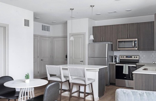 Pflugerville Apartment | Landing | Amazing 1BD, Courtyard, Pool