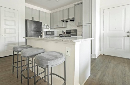 Charlotte Apartment | Landing | Amazing 1BD, Clubhouse, Gym