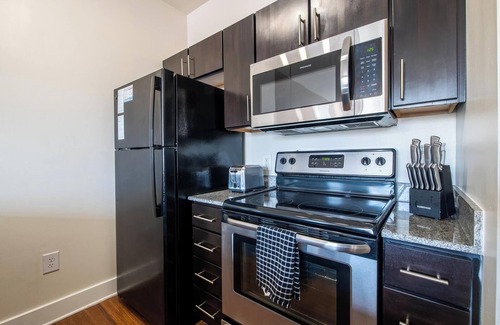 Church Hill Apartment | Landing | Amazing 1BD, Clubhouse, Courtyard