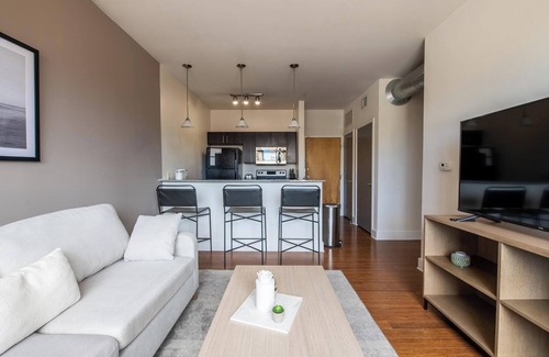 Church Hill Apartment | Landing | Amazing 1BD, Courtyard, Rooftop Lounge