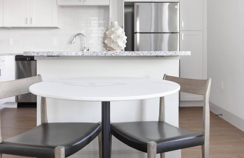 Tarrant County Apartment | Landing | Amazing 1BD, Pool, Yoga Studio