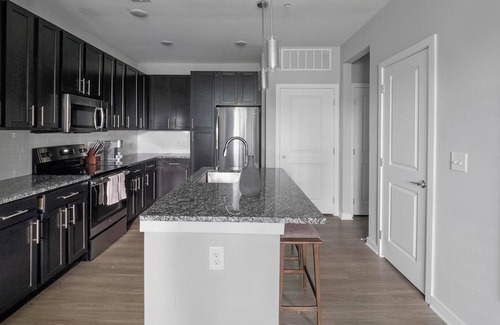 Summerville Apartment | Landing | Amazing 1BD, Gym, Pool