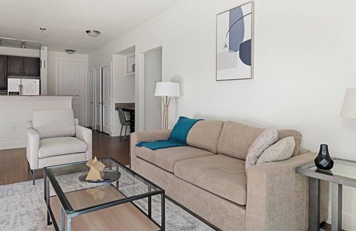 Park Central Apartment | Landing | Amazing 2BD, Courtyard, Pool
