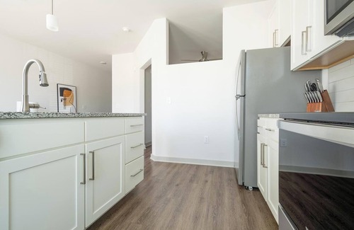 Charlotte Apartment | Landing | Amazing Studio, Pool, Clubhouse