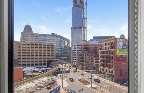 Greektown Historic District Apartment | Landing | Amazing Studio, Gym, Clubhouse