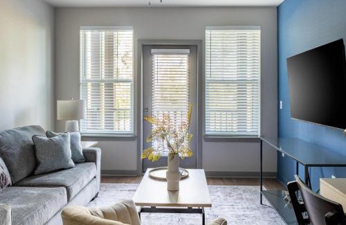 Pine Forest Apartment | Landing Apartments - North Central Pensacola