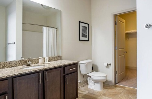 Silver Lake Apartment | Landing at Belle Meade - 2 Bedrooms in Silver Lake