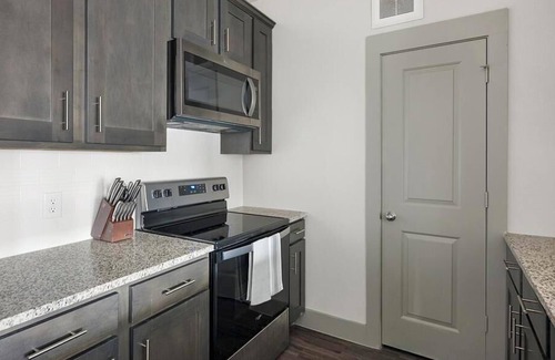 Dickinson Apartment | Landing at Catalon at Lago Mar - Phase II - 2 Bedrooms in Downtown Texas City