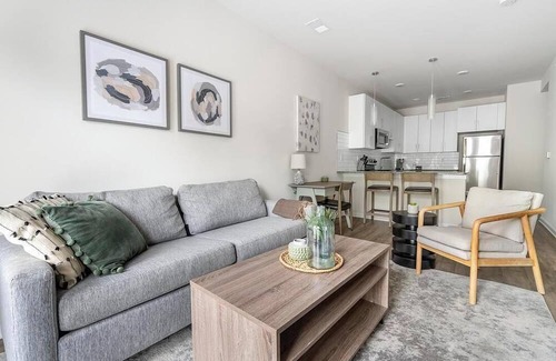 Concord Apartment | Landing at Emery Villages - 1 Bedroom in Concord