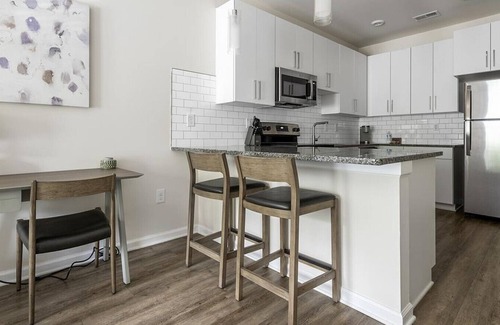 Concord Apartment | Landing at Emery Villages - 1 Bedroom in Concord