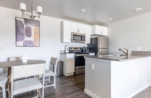 Boise Bench Apartment | Landing at Encore Skyline Apartments - 2 Bedrooms in Boise Bench