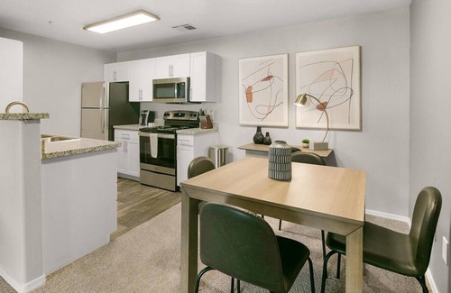 Tucson Apartment | Landing at Equestrian - 2 Bedrooms in Countryside