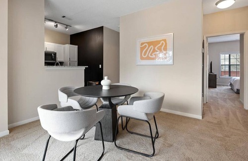 Brentwood Apartment | Landing at Estates at Brentwood - 2 Bedrooms in Brentwood Highland Apartments