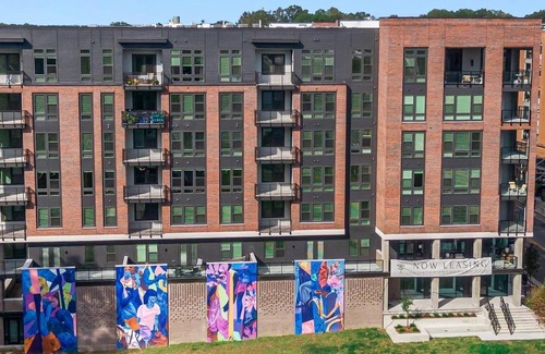 Downtown Apartment | Landing at Foster on the Park - 1 Bedroom in Do.