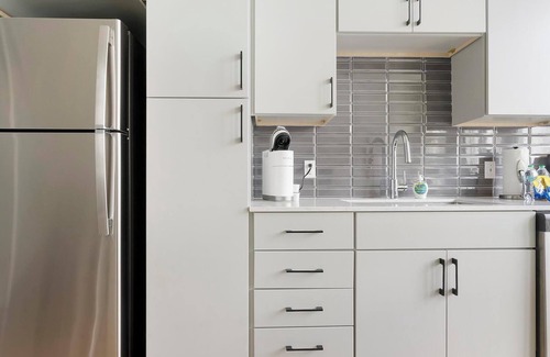 Downtown Apartment | Landing at Foster on the Park - 1 Bedroom in Do.