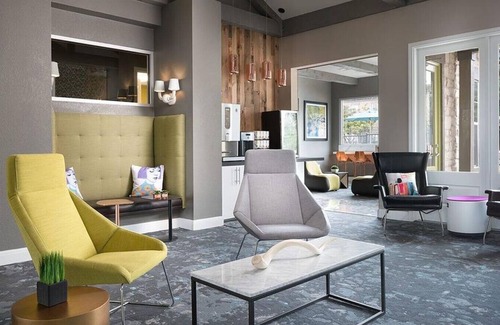 Cedar Park Apartment | Landing at Lakeline Parmer Lane - 2 Bedrooms in Downtown Austin