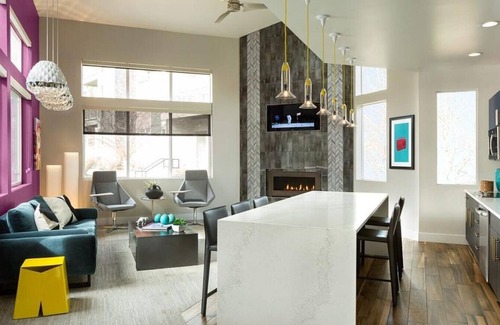 Denver Apartment | Landing at Mile 44 Apartments - 2 Bedrooms in Downtown Denver