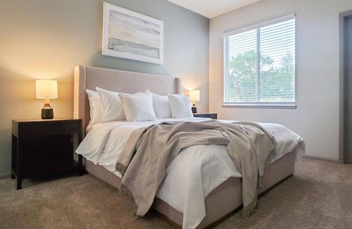Denver Apartment | Landing at Mile 44 Apartments - 2 Bedrooms in Downtown Denver