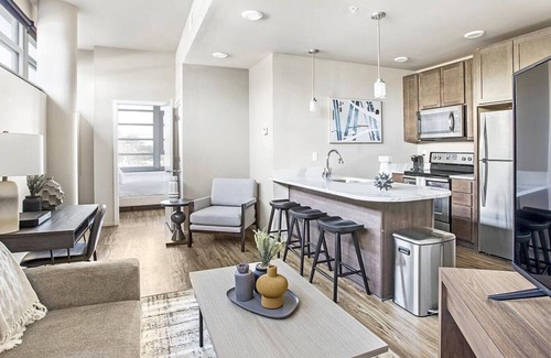 Downtown Omaha Apartment | Landing at NICO - 1 Bedroom in Midtown