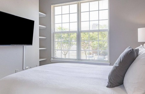 Carmel Apartment | Landing at North Haven - 2 Bedrooms in Nora