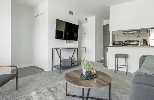 Winston - Salem Apartment | Landing at Northcliffe Forest - Studio in North.