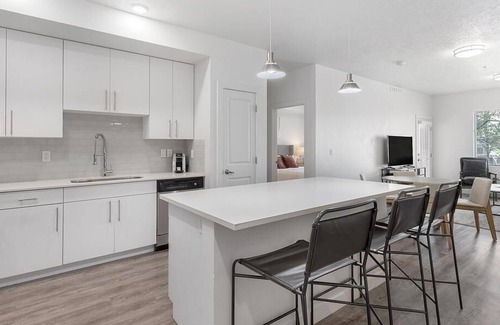 Bluffdale Apartment | Landing at Rockpoint - 2 Bedrooms in Independence At The Point