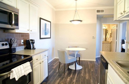 Briargate Apartment | Landing at Sagebrook Apartment Homes - 1 Bedroom in Briargate