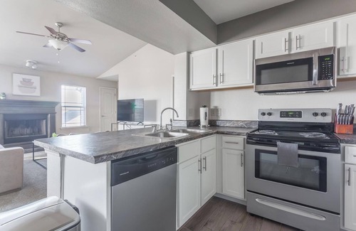 Broken Arrow Apartment | Landing at Scissortail Crossing - 2 Bedrooms in.