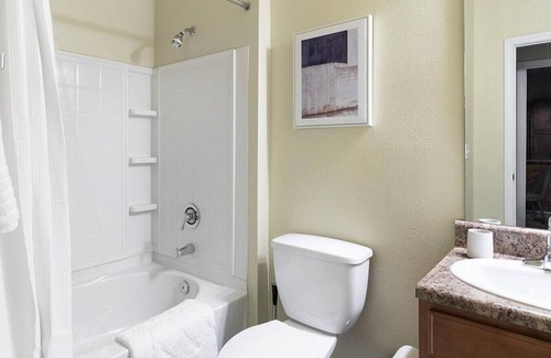 Madison Apartment | Landing at Somerset at Madison - 2 Bedrooms in Downtown Madison