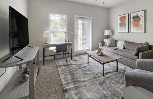 Johns Island Apartment | Landing at The Apartments at Shade Tree - 2 Bedrooms in Downtown Charleston