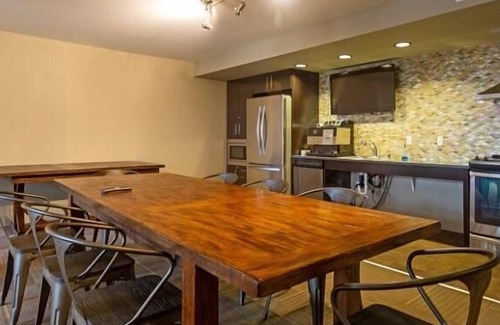 New Tacoma Apartment | Landing at The Henry - 1 Bedroom in New Tacoma