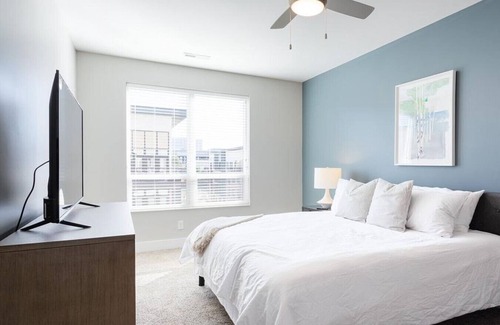 Roselawn Finance Apartment | Landing at The Red Apartments - 1 Bedroom in Madisonville