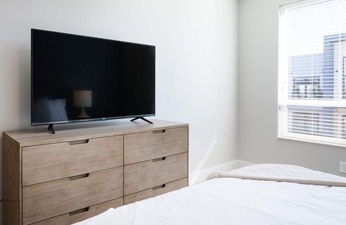 Roselawn Finance Apartment | Landing at The Red Apartments - 1 Bedroom in Madisonville