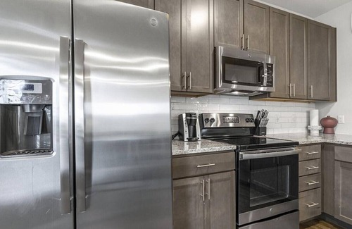 Stone Oak Apartment | Landing at The Vecina - 1 Bedroom in Stone Oak