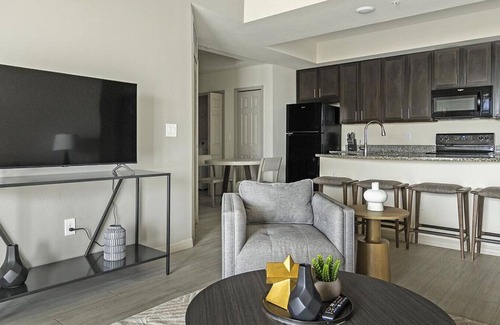 Fort Myers Apartment | Landing at The Vistas at Eastwood - 2 Bedrooms in Eastwood Village