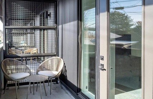 Sugar House Apartment | Landing | Beautiful Studio, Gym, Game Room