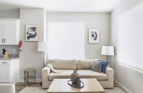 Madison Apartment | Landing | Beautiful 2BD, Clubhouse, Pool