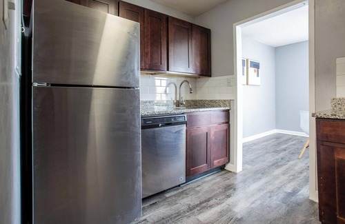 Fort Wayne Apartment | Landing | Beautiful Studio, Gym, Game Room