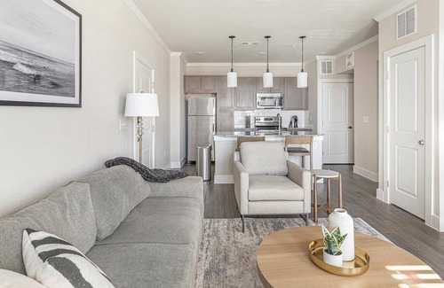 Huntsville Apartment | Landing | Chic 1BD, Clubhouse, Pool