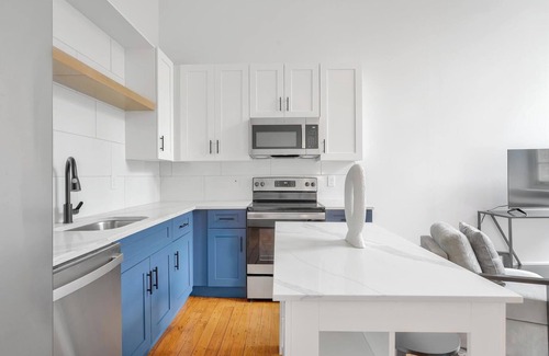 Greenville Apartment | Landing | Chic 1BD, Gym, Yoga Studio