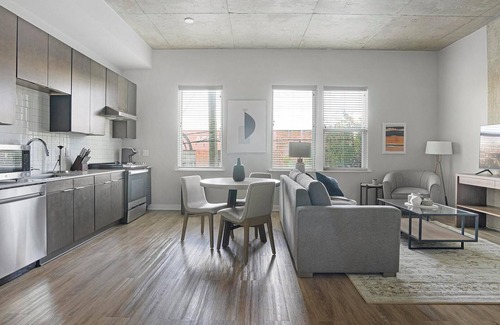 Downtown Apartment | Landing | Chic 1BD, Yoga Studio, Courtyard